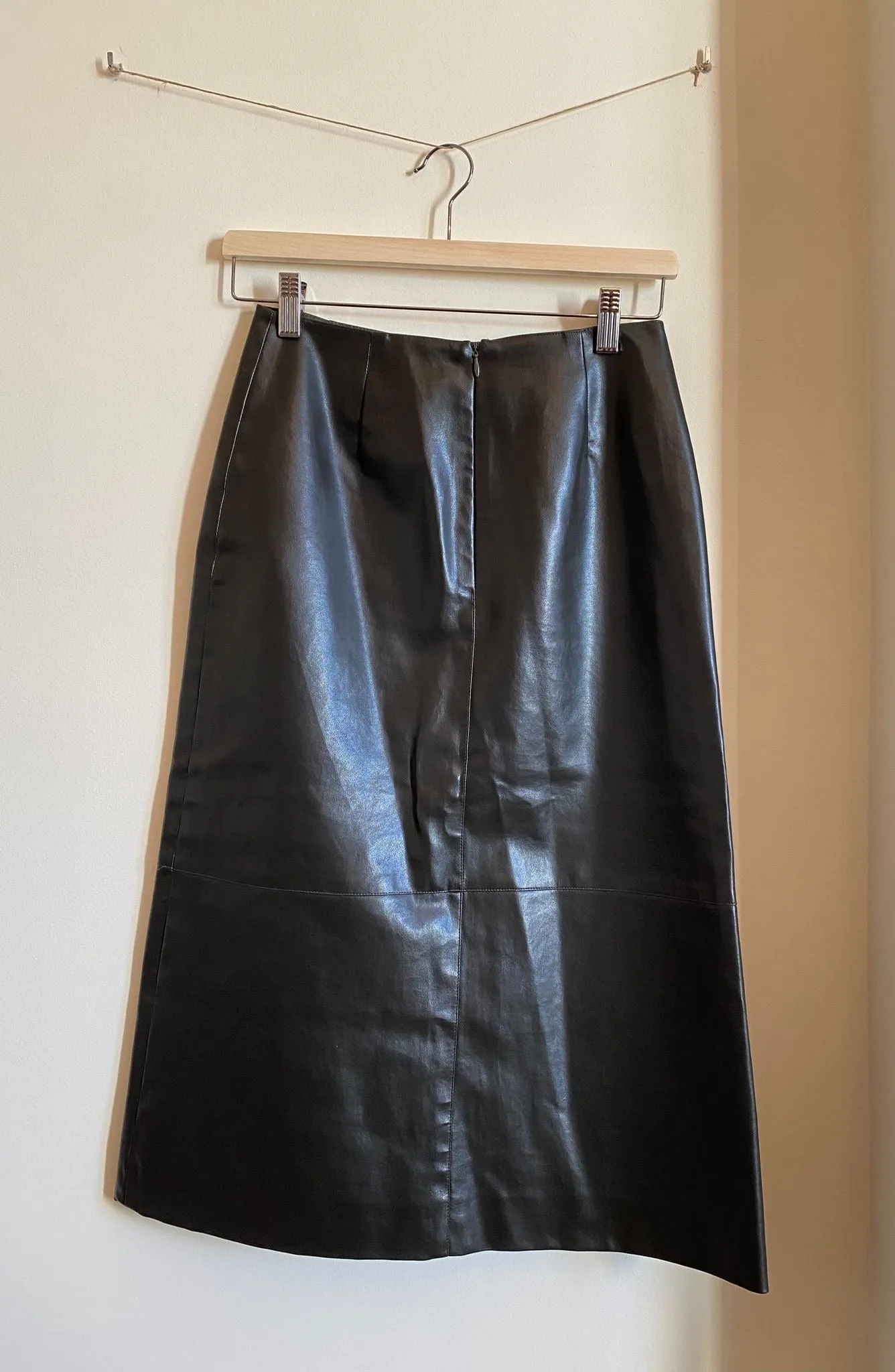 Cacharel black leather skirt
