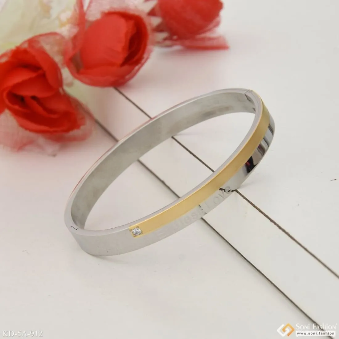 End Less Love Sophisticated Design Golden & Silver Color Kada for Men - Style A912