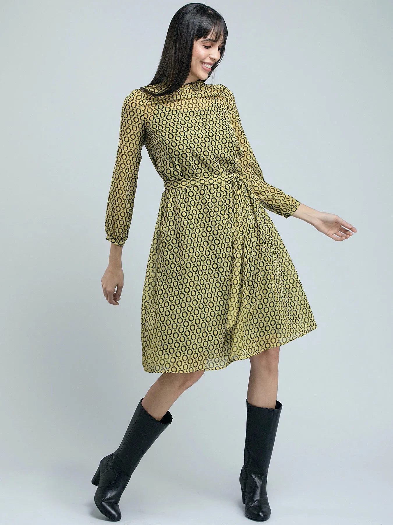 Geometric Print Ruffled A Line Dress - Yellow and Black